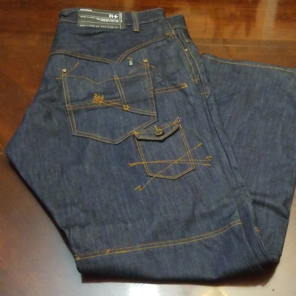 Rocawear Jeans. Classic fit. Size 42